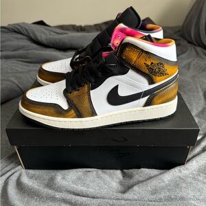 Nike Air Jordan 1 mid se